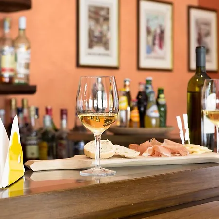 ホテル クランポン