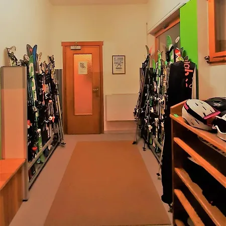 Crampon Otel 3*