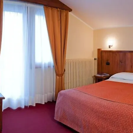 Crampon Otel Courmayeur
