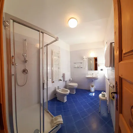 Crampon Готель 3*