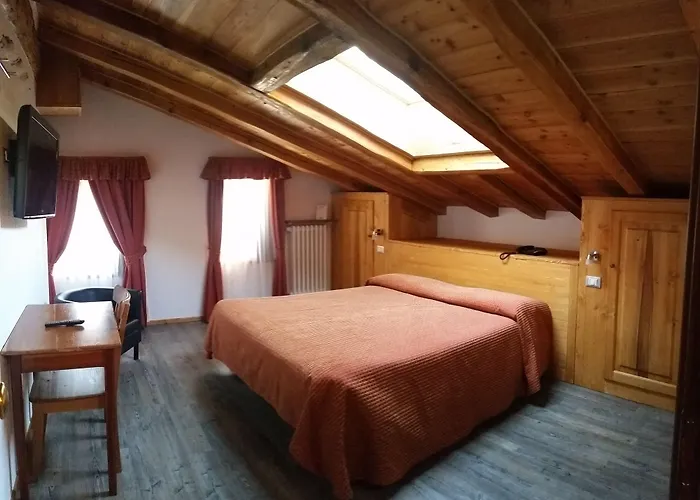 Crampon Отель 3*