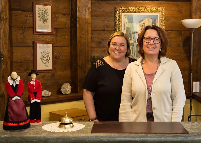 Отель Crampon Курмайор